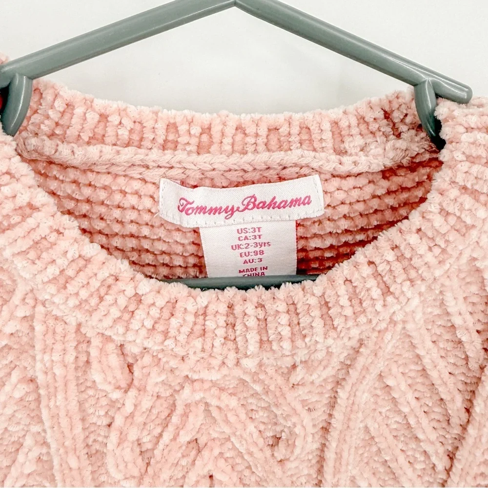 Tommy Bahama Pink and Gray Crew Neck Matching Set